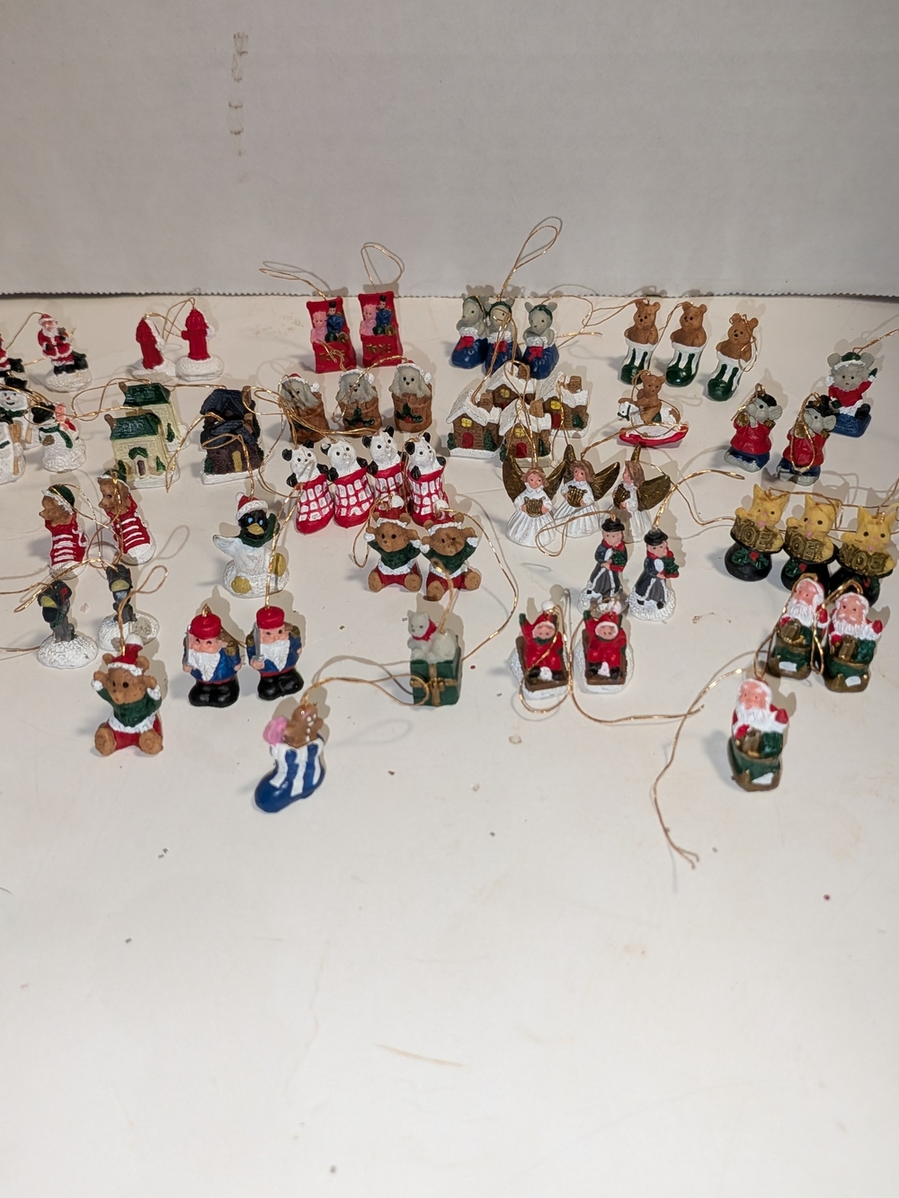 Source Unknown Multicolor Mini Christmas Ornaments Assortment